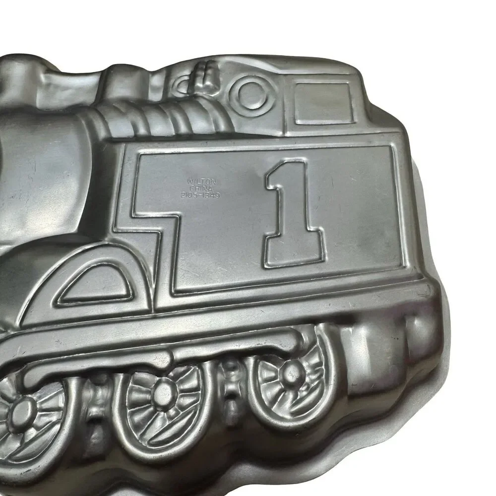 Thomas the Tank Engine and Friends  Cake Pan Train Mold